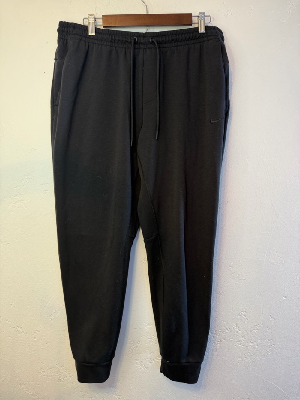 Nike Black Men's Fleece Joggers with Drawstring